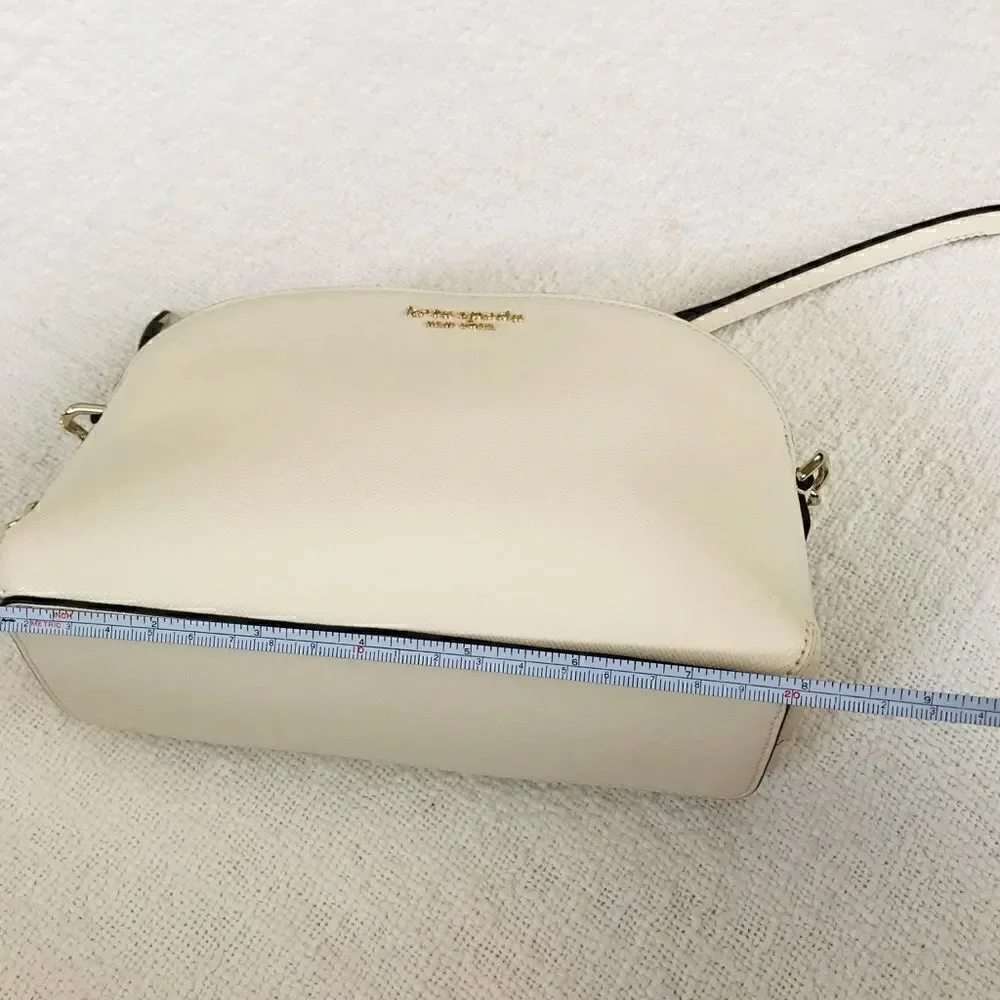 KATE SPADE NEW YORK | BRAND NEW |  Saffiano Leather Crossbody Bag in Bone.